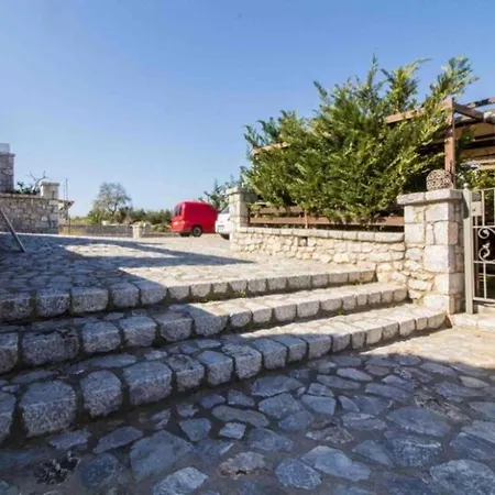 Malvazios Villas #2 Гитион Экстерьер фото