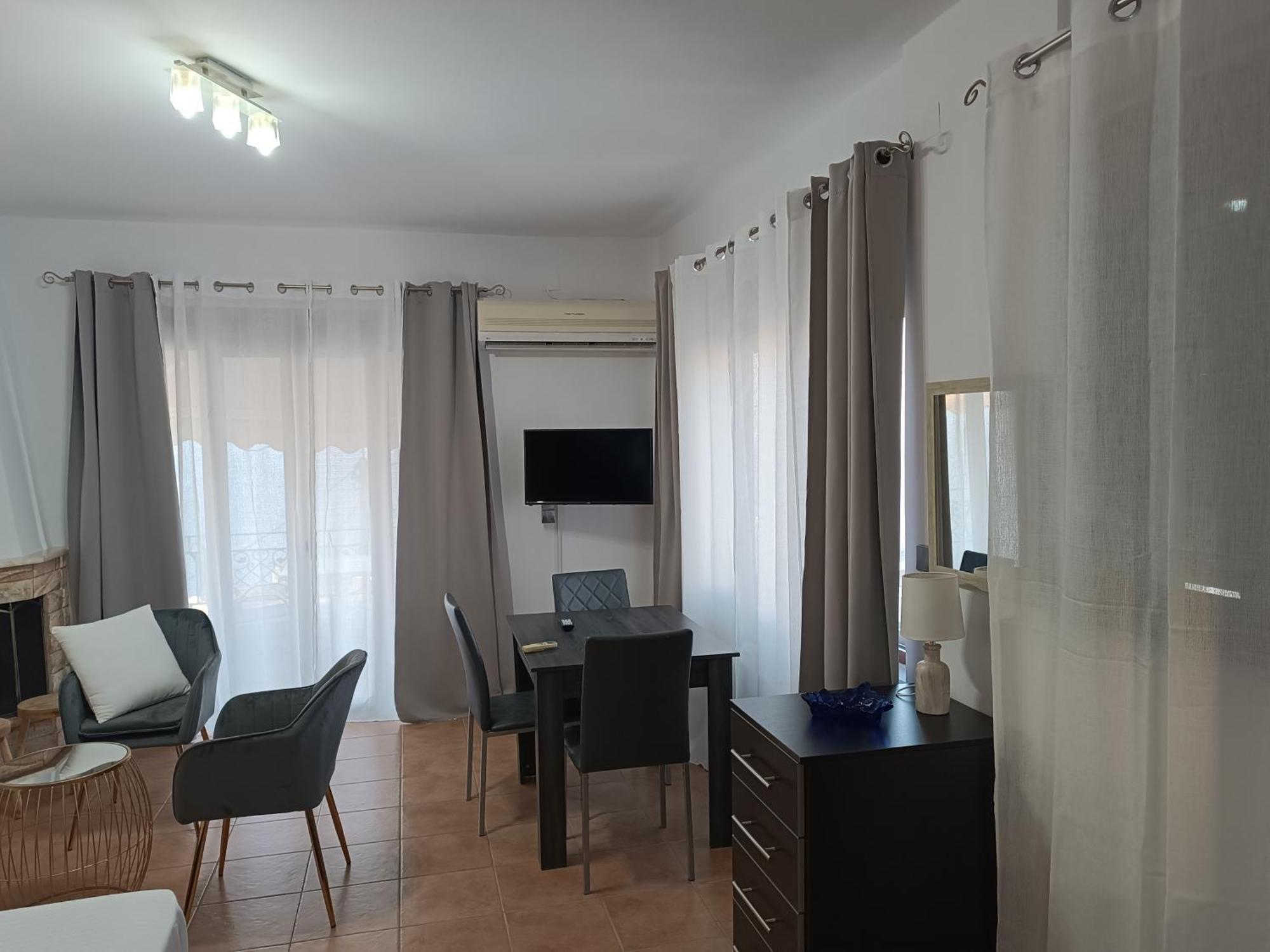 Malvazios #2 Apartment Gythio